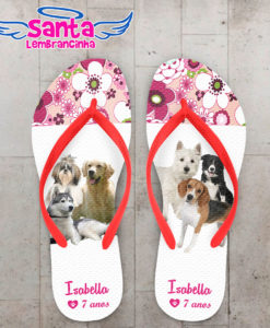 Chinelo infantil cachorros fundo rosas personalizado cod 5453