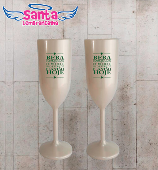 Taça de champanhe personalizada formatura medicina cod 8932