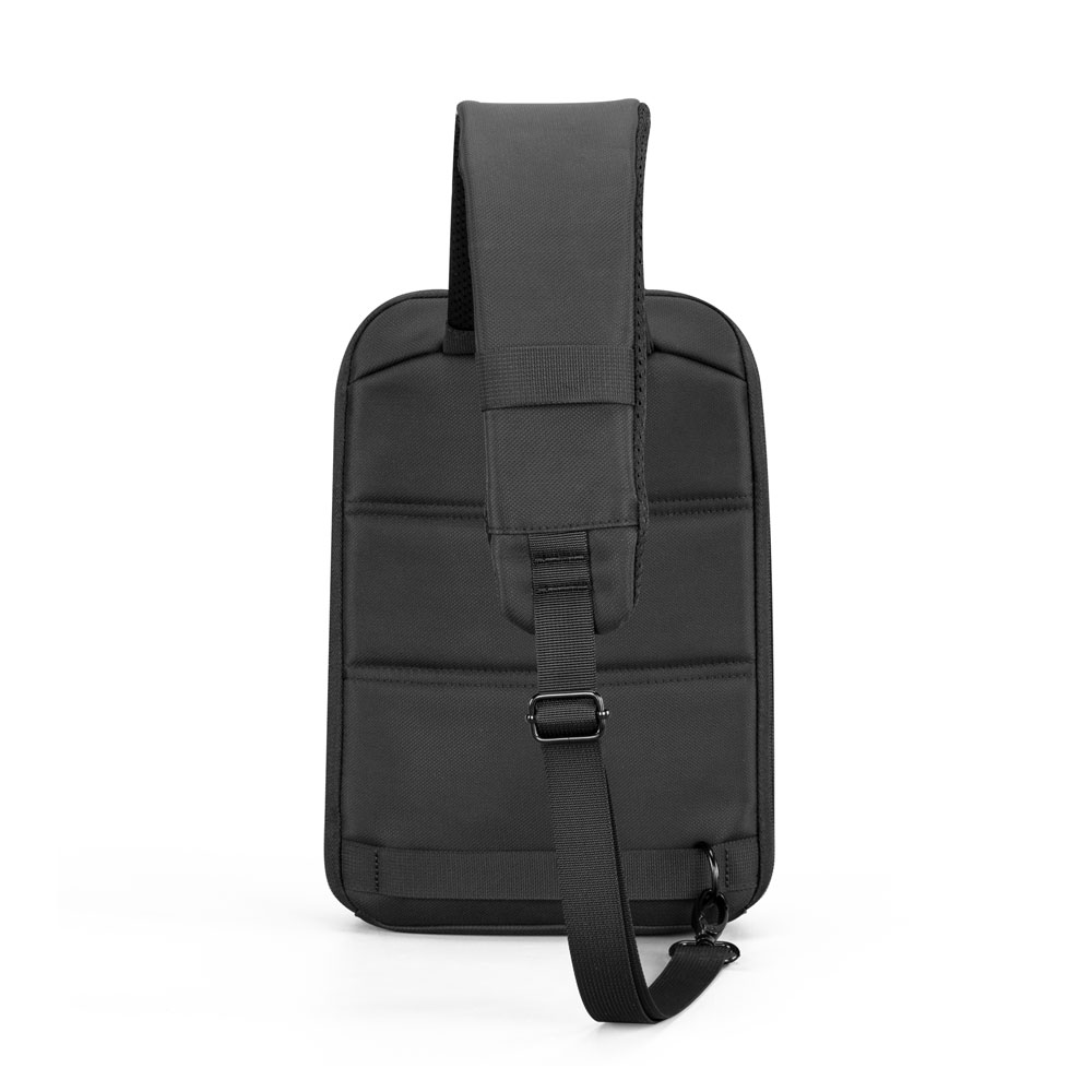 Mochila transversal em poliéster personalizada